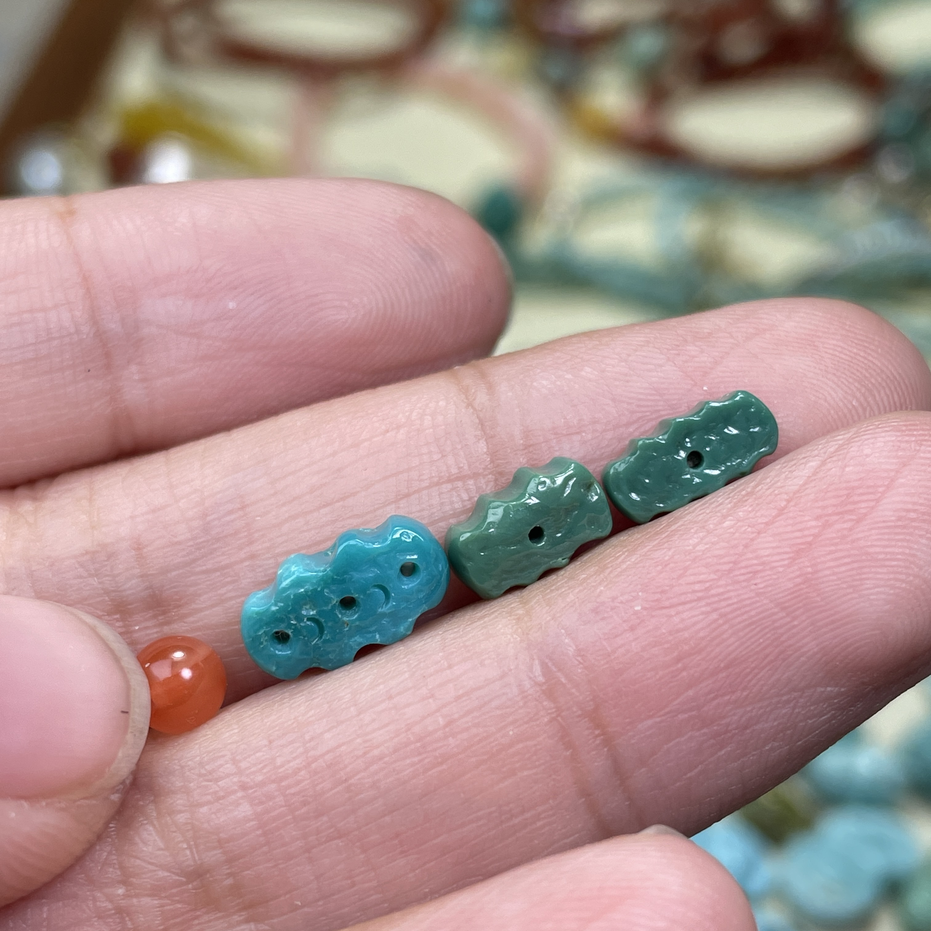 【P53】南红玛瑙配饰（微瑕介意勿拍）10.7×5.6×3.7mm