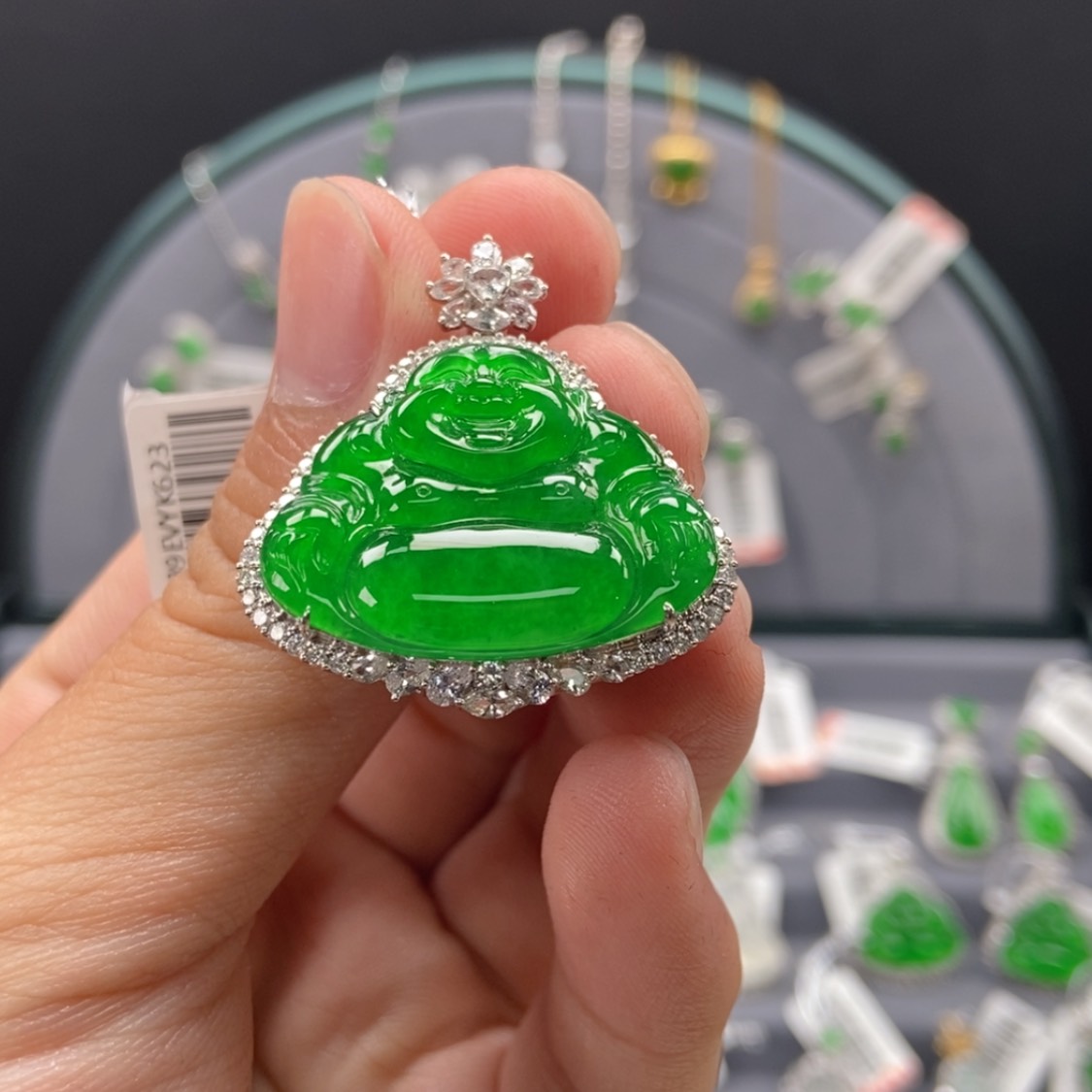 【闪购商品】翡翠颈饰18K金镶嵌
