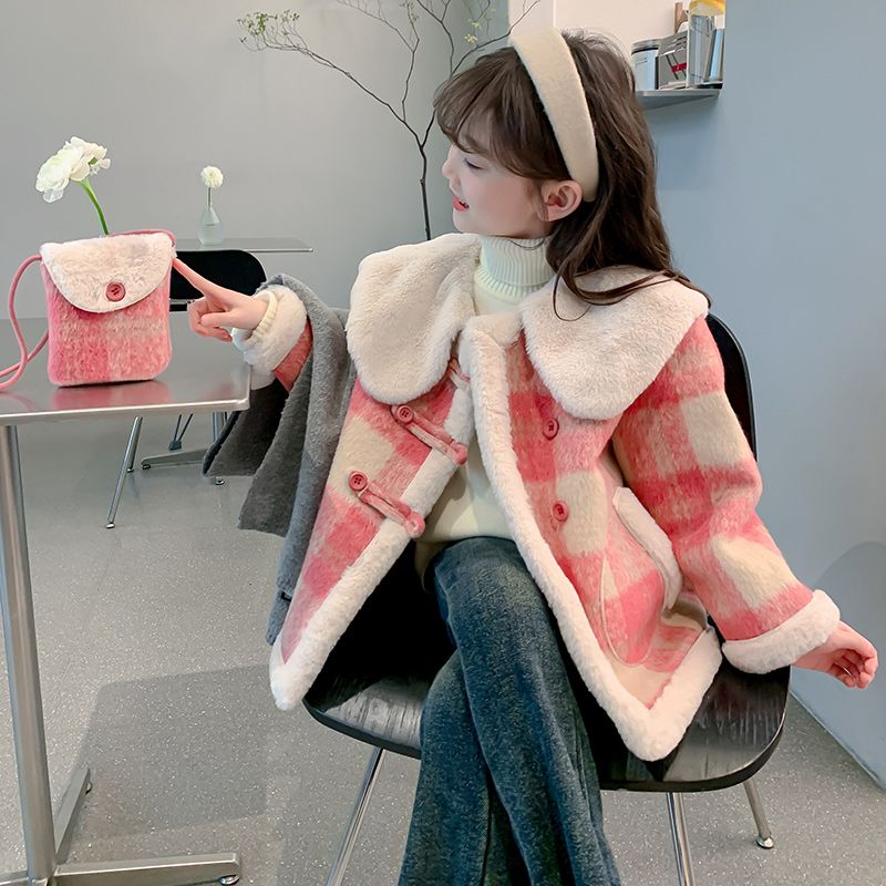 女童加绒外套冬季2023新款大童女孩秋冬装加厚皮毛一体格子呢大衣