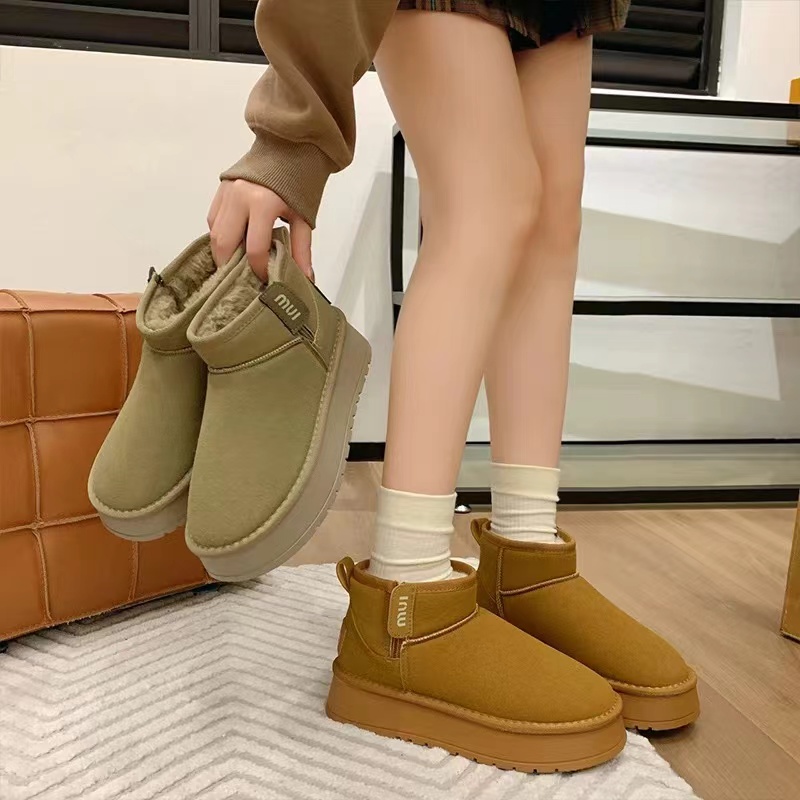 新款2024加厚厚底秋冬雪地靴时尚保暖女款真皮百搭韩版