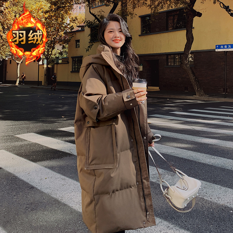 波司登羽绒服冬季女咖啡色中长款连帽轻薄白鸭绒2023年新款韩版冬