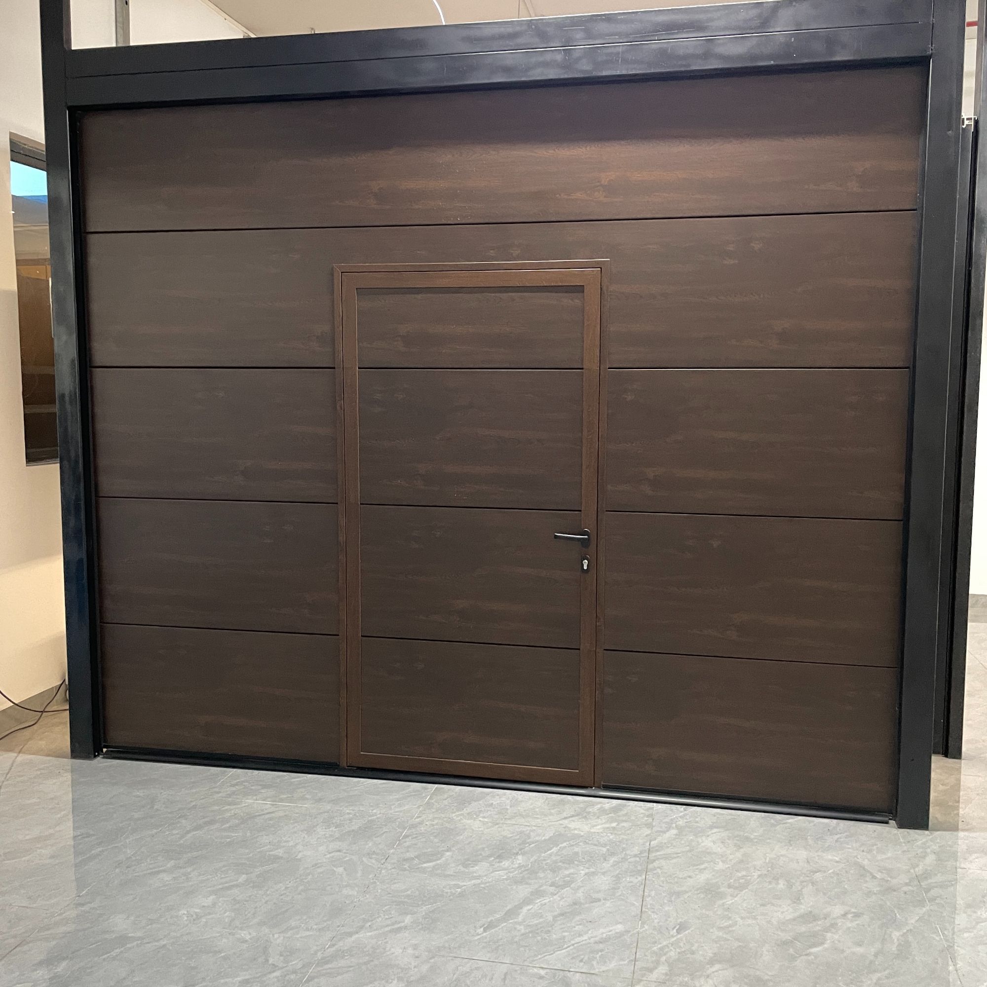 进口平板分节车库门开小门进口车库门翻板车库门