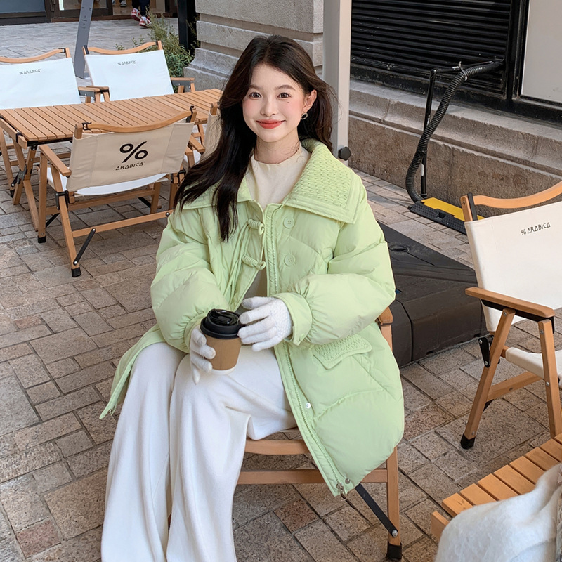 大码羽绒服女冬200-300斤胖mm白鸭绒加宽加大女款翻领时尚外套180