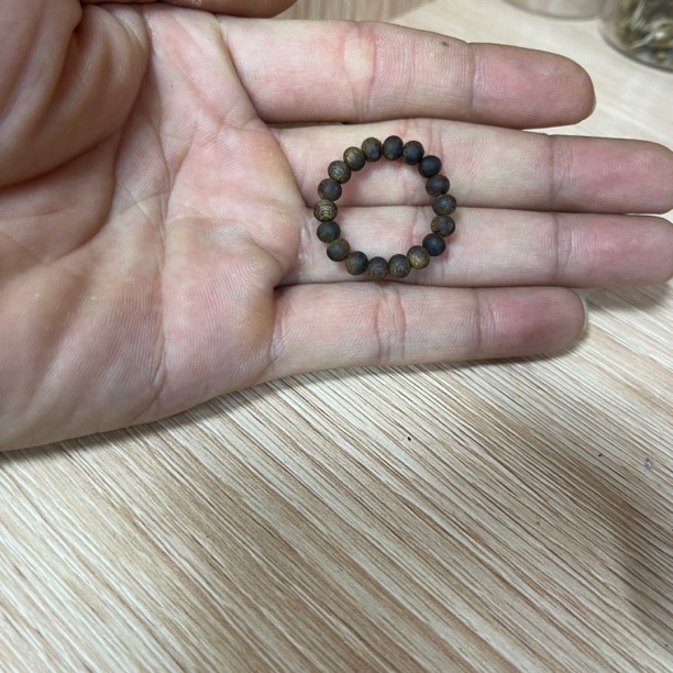 99沉水乌身圆叶棋楠沉香戒指4mm