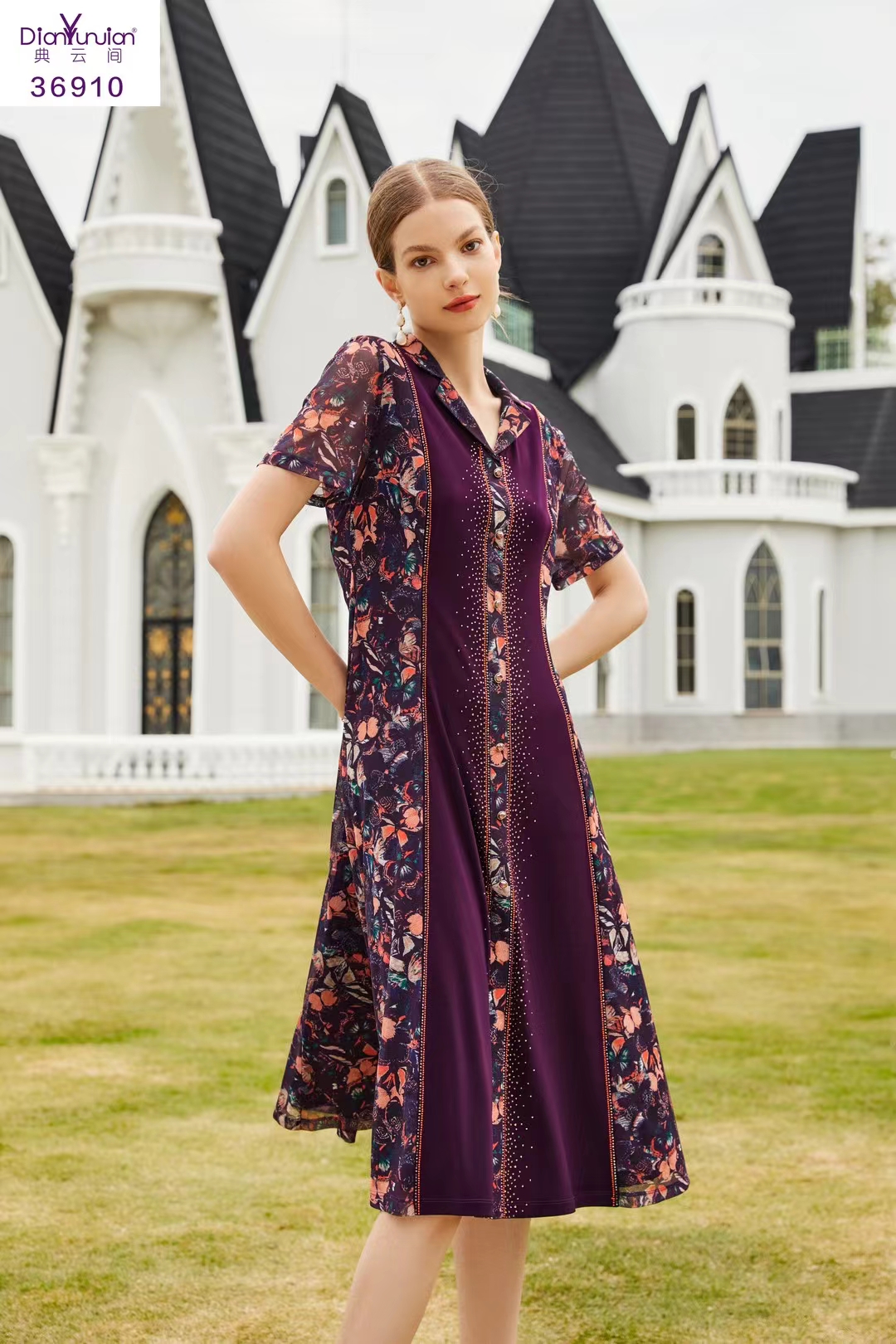 宽松连衣裙显瘦时尚