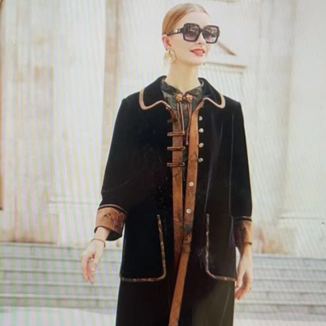 典云间精品时尚女装