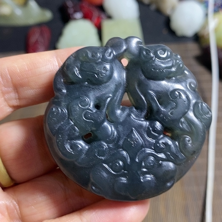 和田玉（糖玉）颈饰未镶嵌