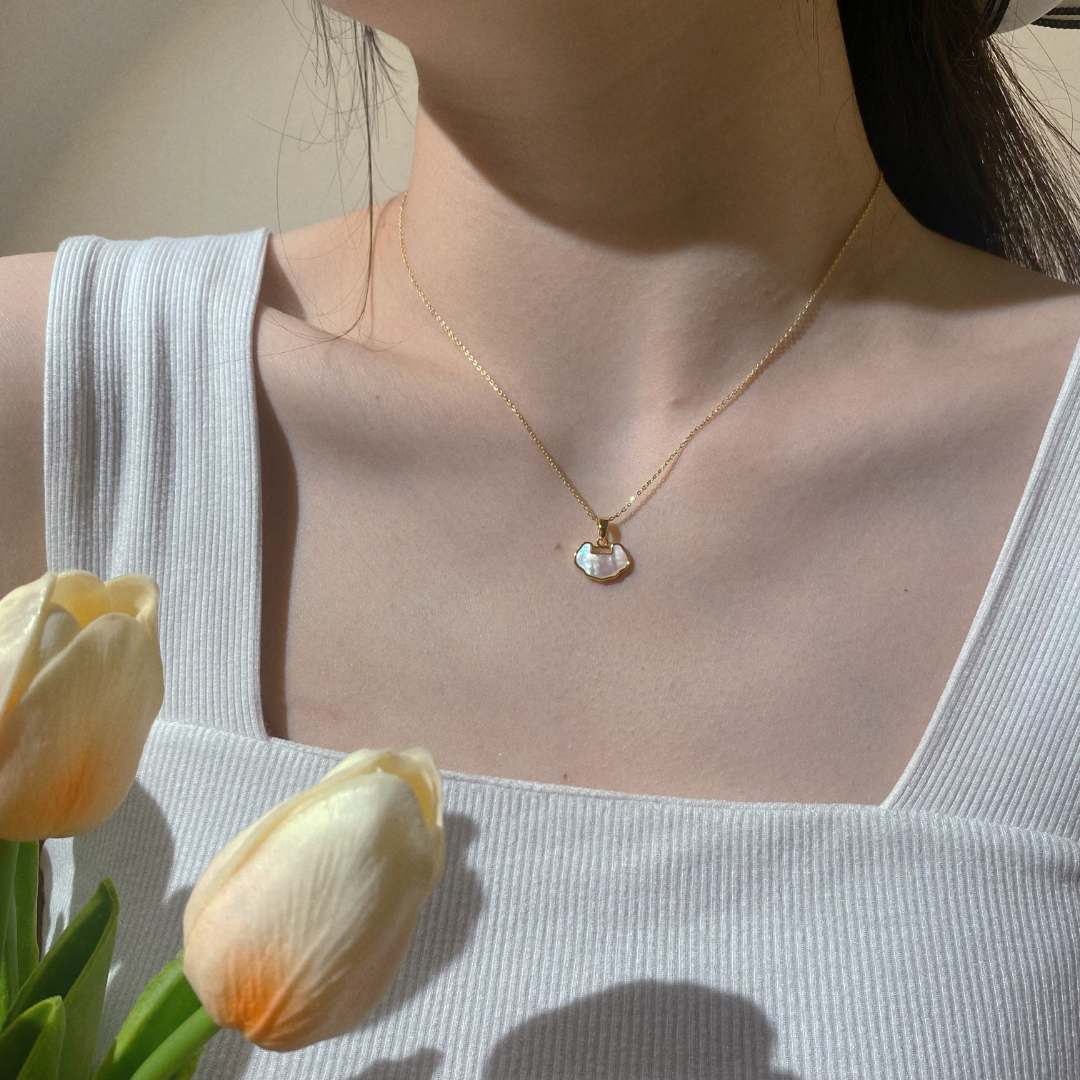 钛钢项链 8073锁锁轻奢风时尚百搭款设计小贝设计感女