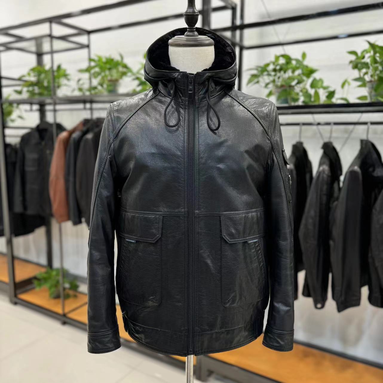 宸笙【小生严选】牛皮复古油蜡獭兔内胆男士皮衣高端加厚内胆长袖