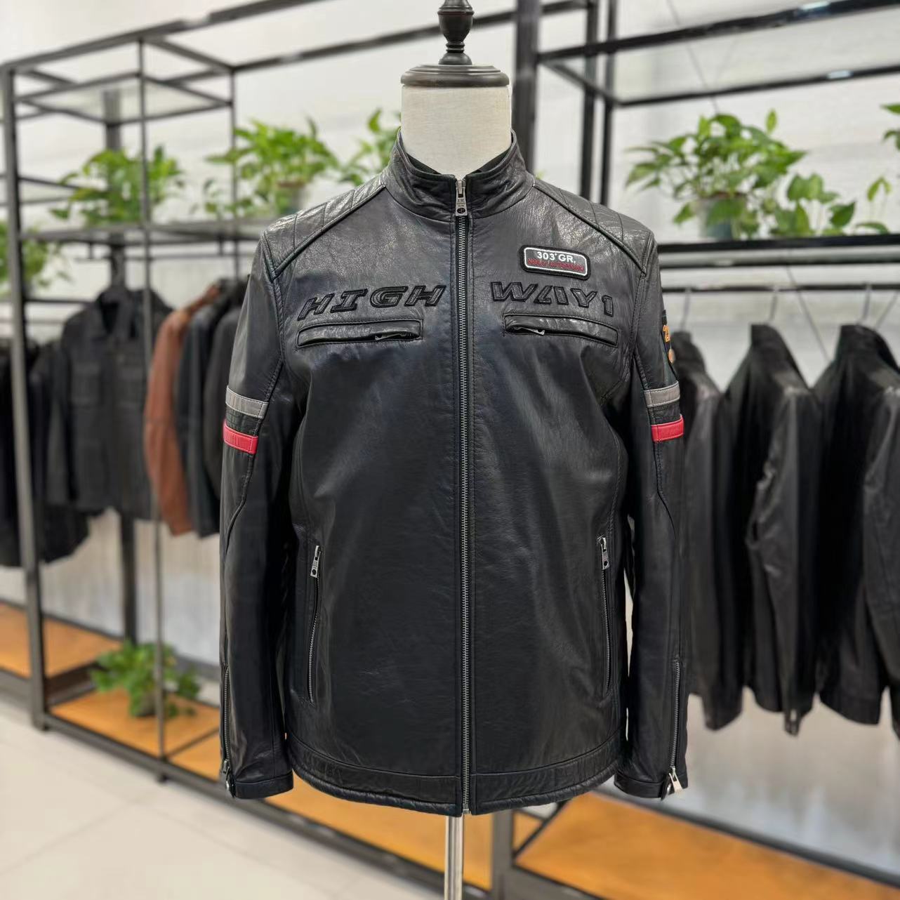 宸笙【小生严选】牛皮油蜡立领机车服高端刺绣男士皮衣修身型外套