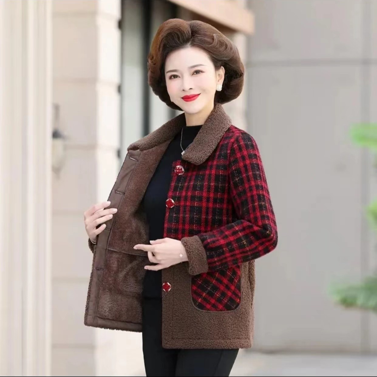 妈妈装冬季新款格子外套加绒加厚洋气棉袄棉服中老年女装棉衣