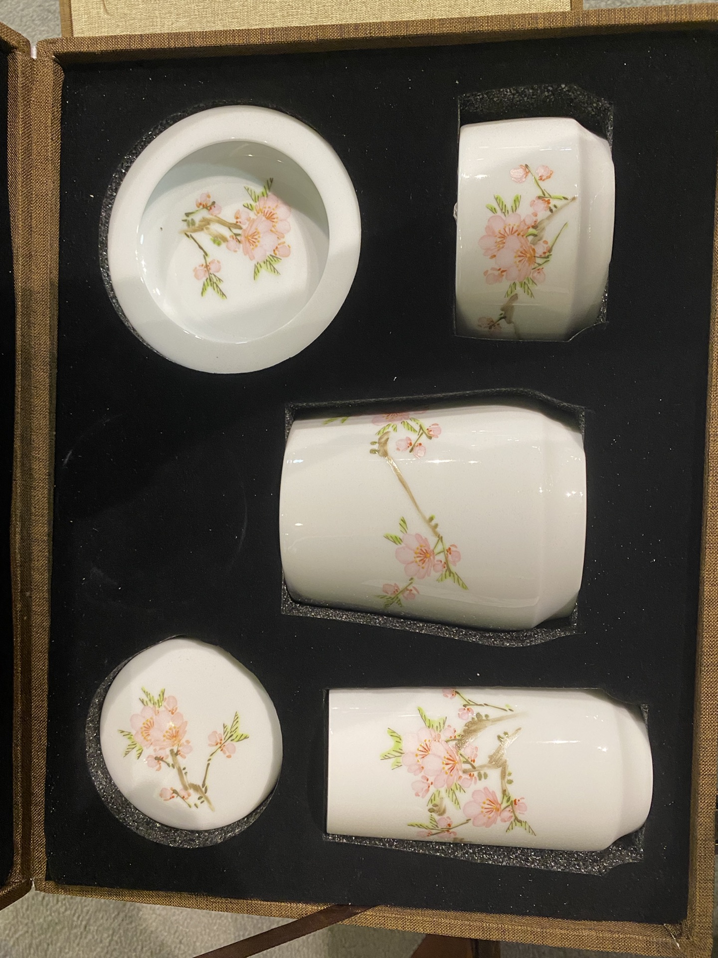 567高白泥水点桃花五件套文具