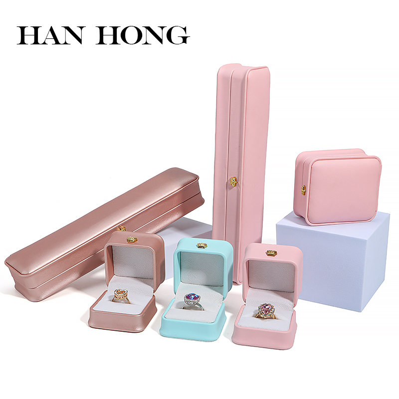 首饰盒/箱 高档首饰盒皮质戒指盒胸针皇冠项链盒手镯手链收纳盒