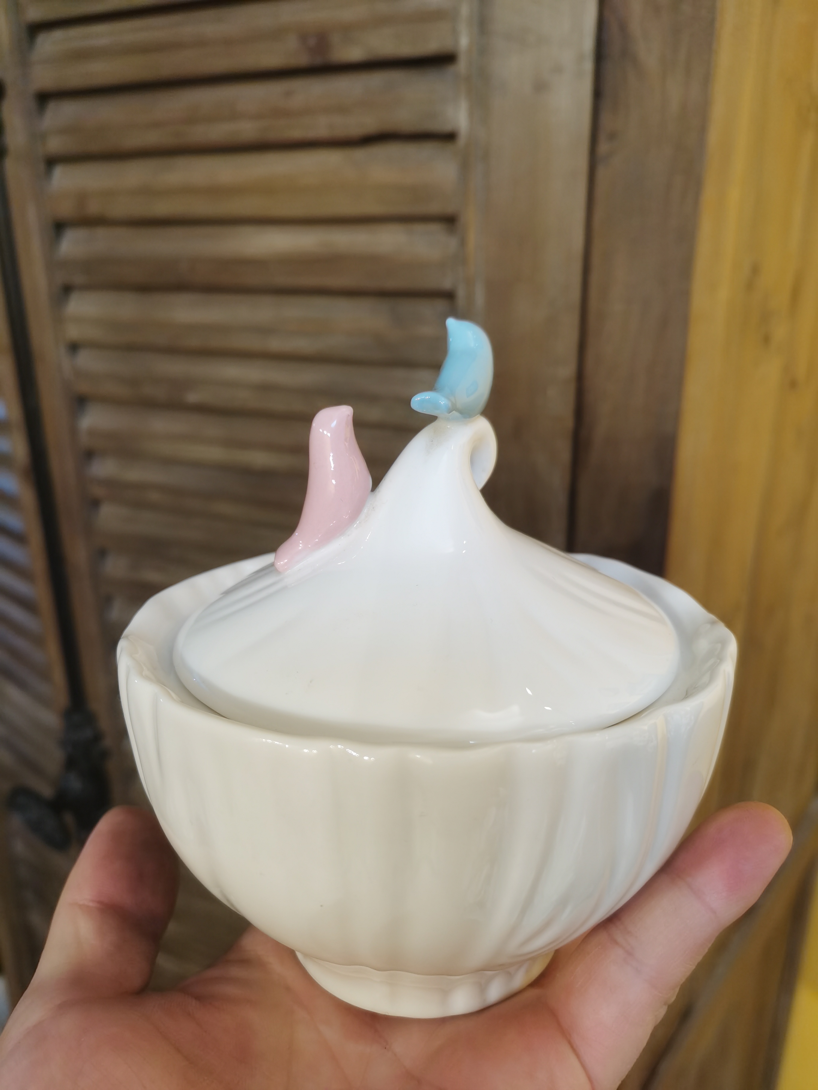 爱情鸟带立体浮雕糖罐大号