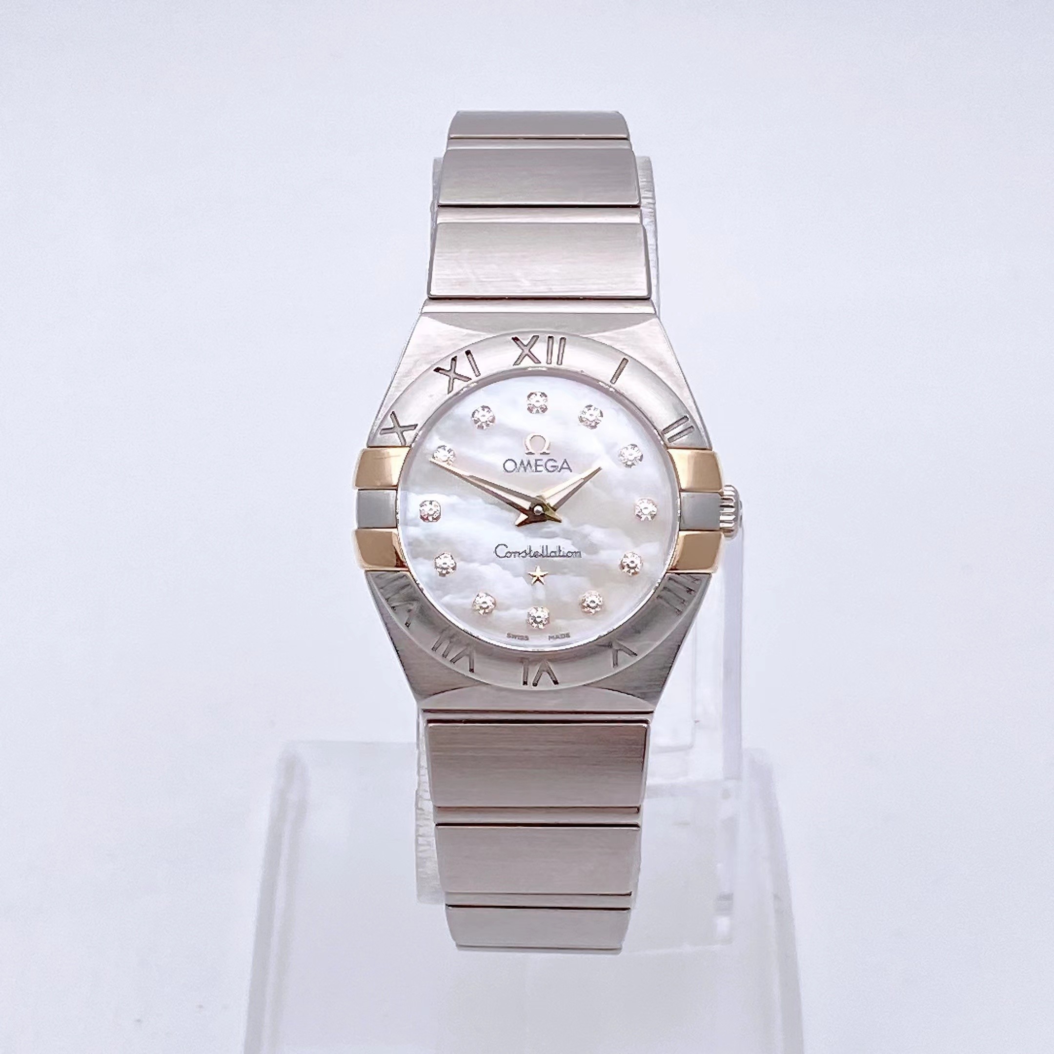 95新 Omega/欧米茄 星座系列18k金女士经典原装镶钻白盘名表24mm