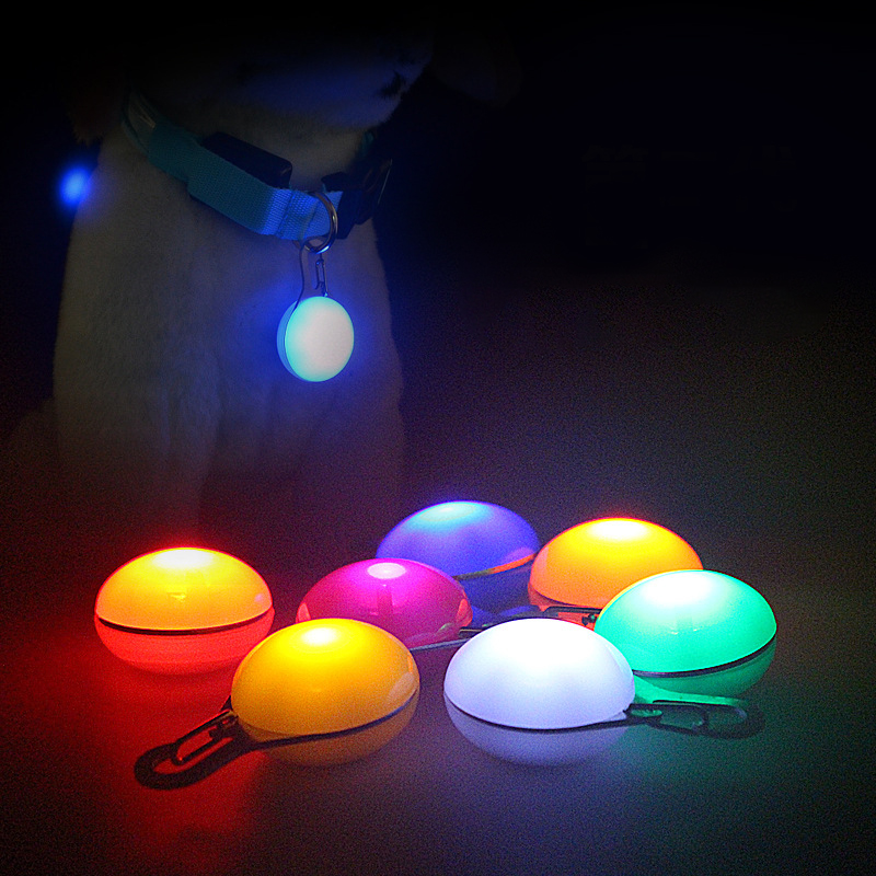 2枚宠物狗狗猫咪led发光吊坠防走失遛狗灯泰迪防车祸铃铛闪光灯