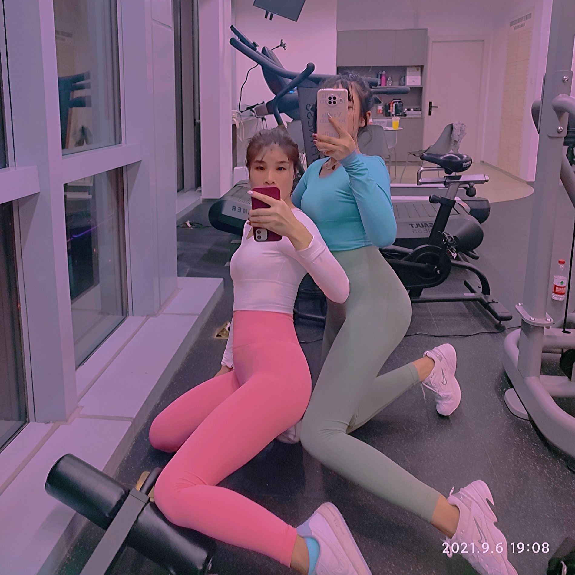 FL-217压力蜜桃臀健身裤女训练运动高腰紧身提臀瑜伽裤跑步速干