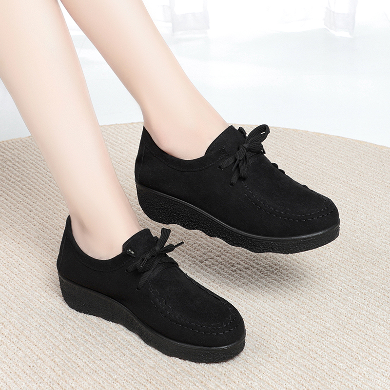 春秋老北京布鞋中老年女鞋妈妈奶奶单鞋工作鞋黑色防滑软底礼仪鞋