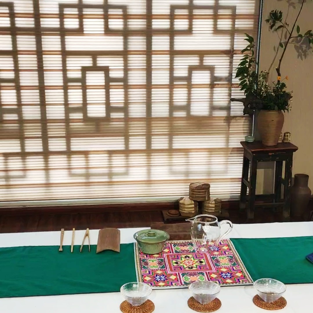 走近云南手绘桌旗原创民族风桌旗
