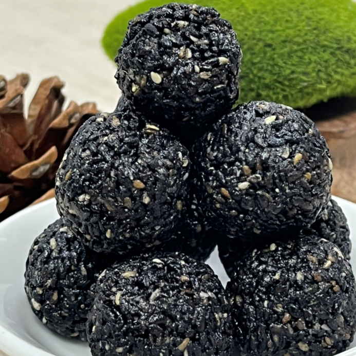 黑芝麻丸2斤装九蒸九晒手工制作休闲零食包邮