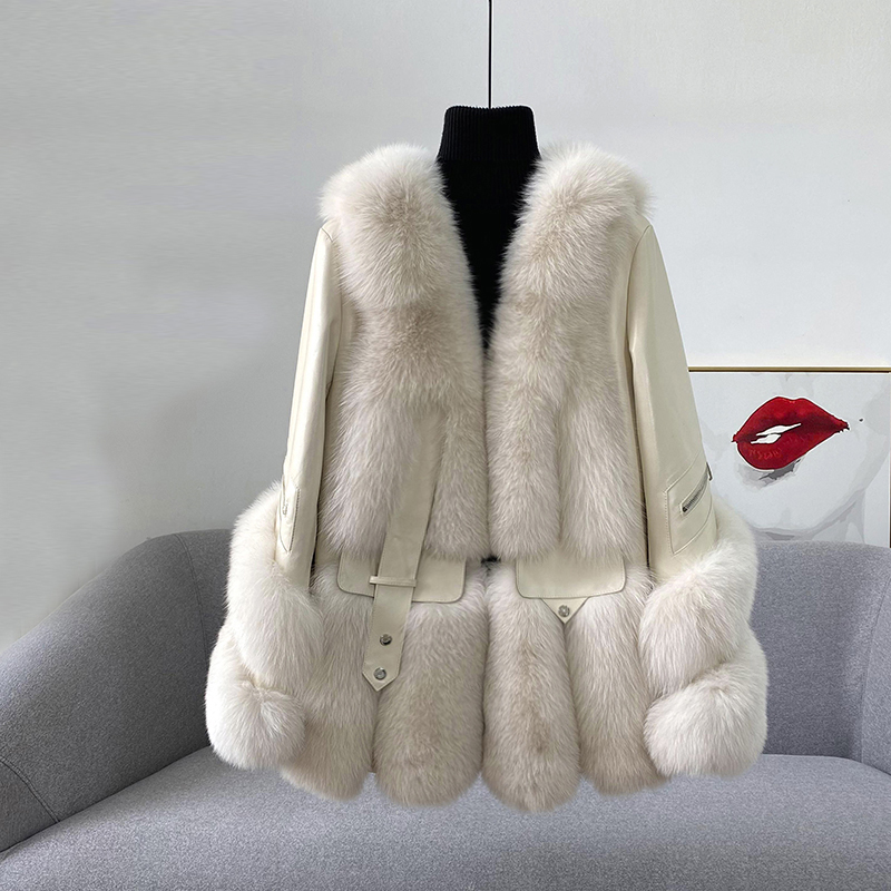 大码狐狸毛皮草显瘦冬季女装气质外套胖子绵羊皮真皮羽绒2024新款