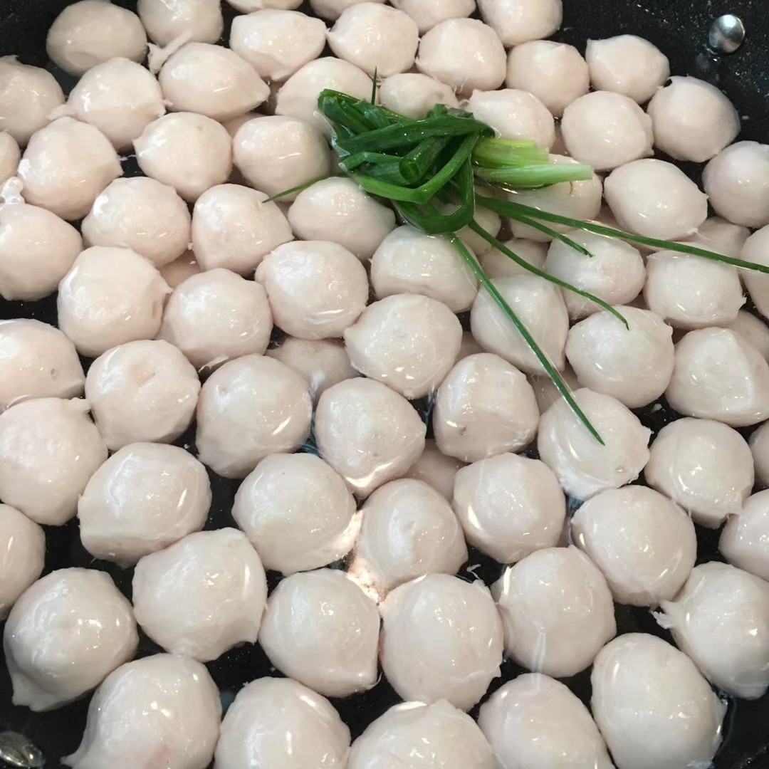 湖北浠水巴河手工鱼丸淡水鱼粑鱼圆子地方特产火锅食材冷链发货
