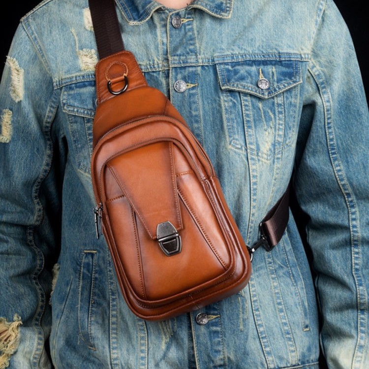 【米鹿皮具】头层牛皮男士复古胸包（6006）尺寸 高31 宽16 底8户外