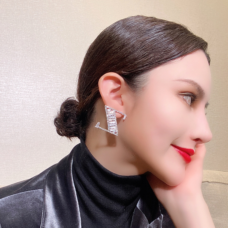 非金属玻璃耳饰 JSZ气质时尚个性轻奢娟姐同款Z型满砖精品耳环