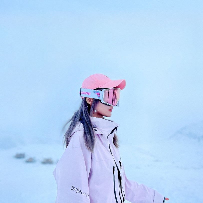 新款柱面滑雪眼镜男女单板双板滑雪镜双层防雾滑雪装备