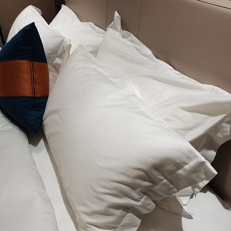 五星级同款酒店民宿宾馆睡觉枕芯雨丝棉白色柔软回弹枕头定制批发