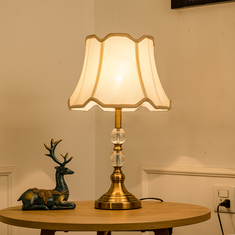 美式复古台灯客厅酒店卧室床头柜家用温馨简约现代仿铜水晶灯遥控