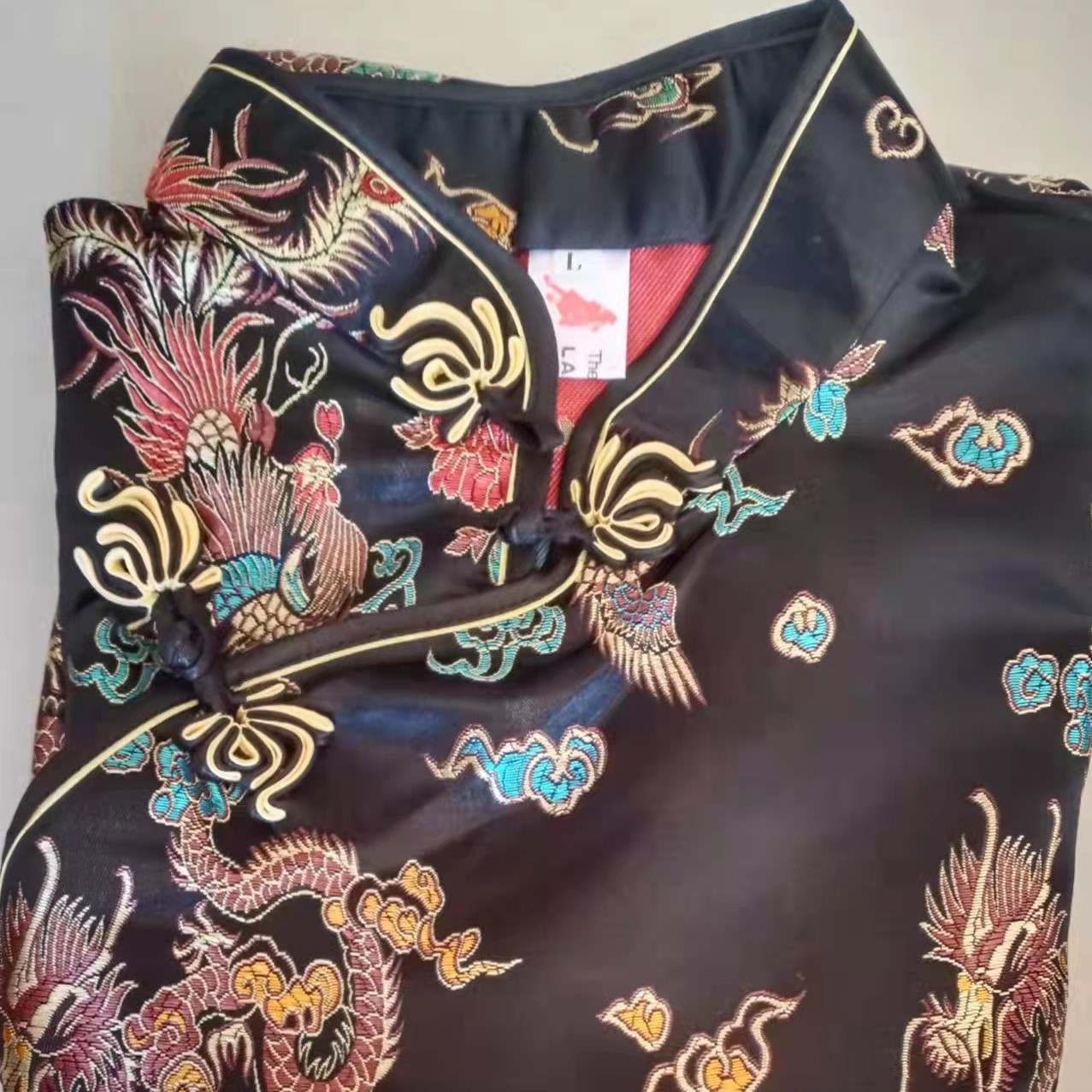 黑金暗色花纹裙子