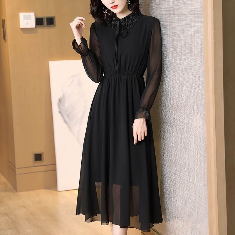 雪纺波点连衣裙女长袖2025新款春秋娃娃领长款收腰显瘦气质打底裙