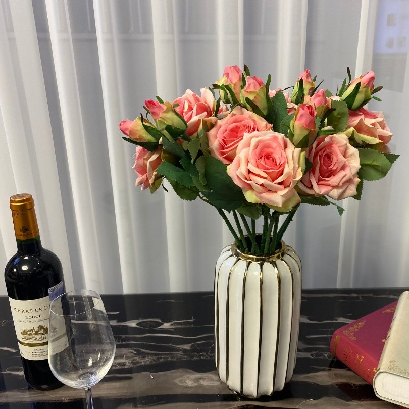 手感保湿玫瑰花仿真花束绢花客厅餐桌装饰花单支花艺插花假花婚庆