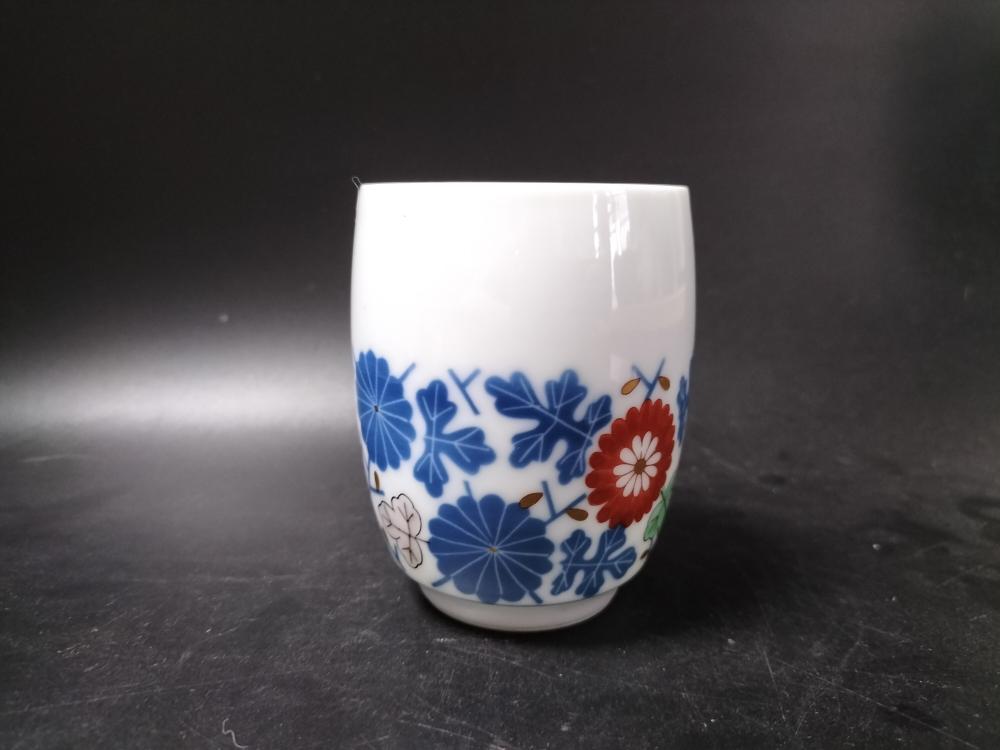 香兰社青花茶杯01098 个别有点牛毛痕手工陶瓷 个别会有点釉点