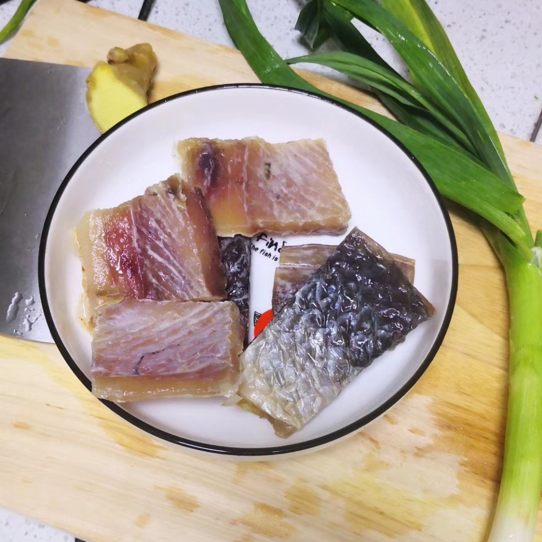 湖北特产大冶农家腊鱼草鱼块500g真空袋装