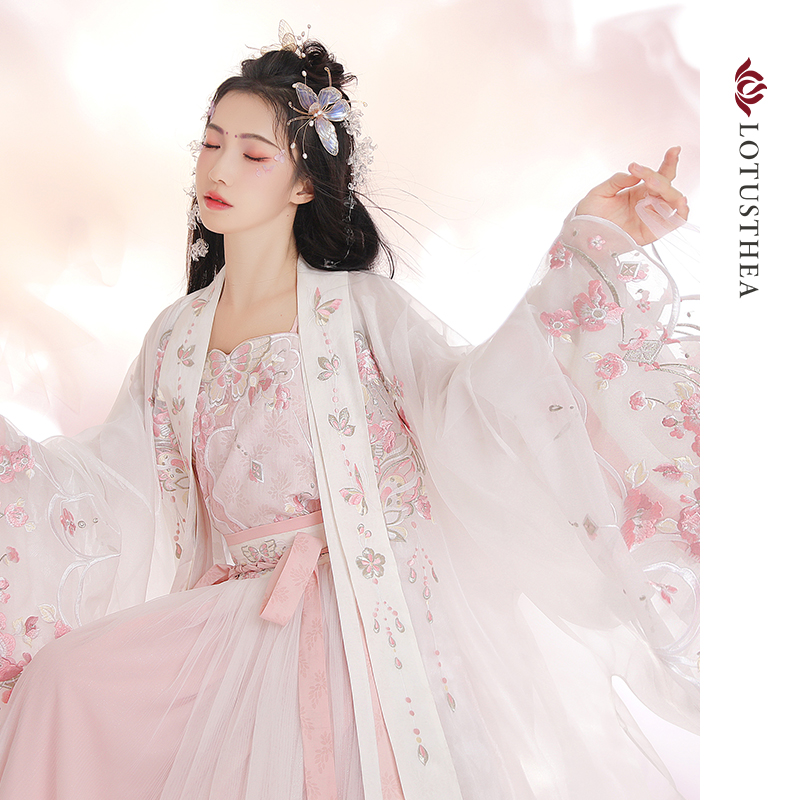 汉尚华莲花间栩栩宋制汉服女原创中国风仙气蝴蝶拖尾