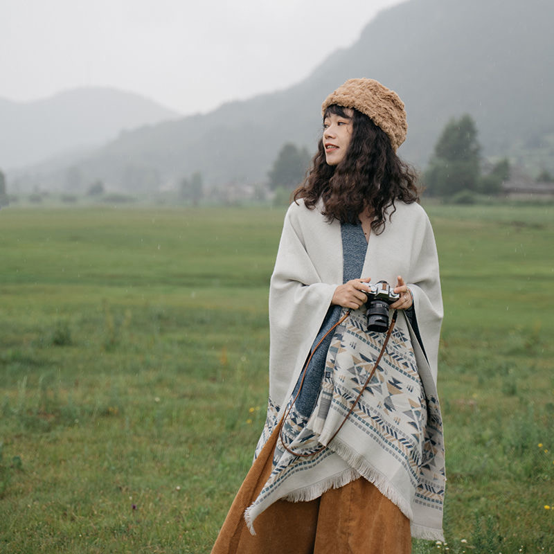 梦的马民族风保暖披肩草原青海西藏旅行超大斗篷仿羊绒外搭围巾 