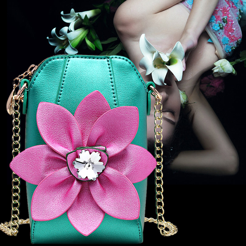 翘朵镶钻山茶花手机包新款链条单肩斜挎两用多功能包包零钱包女 